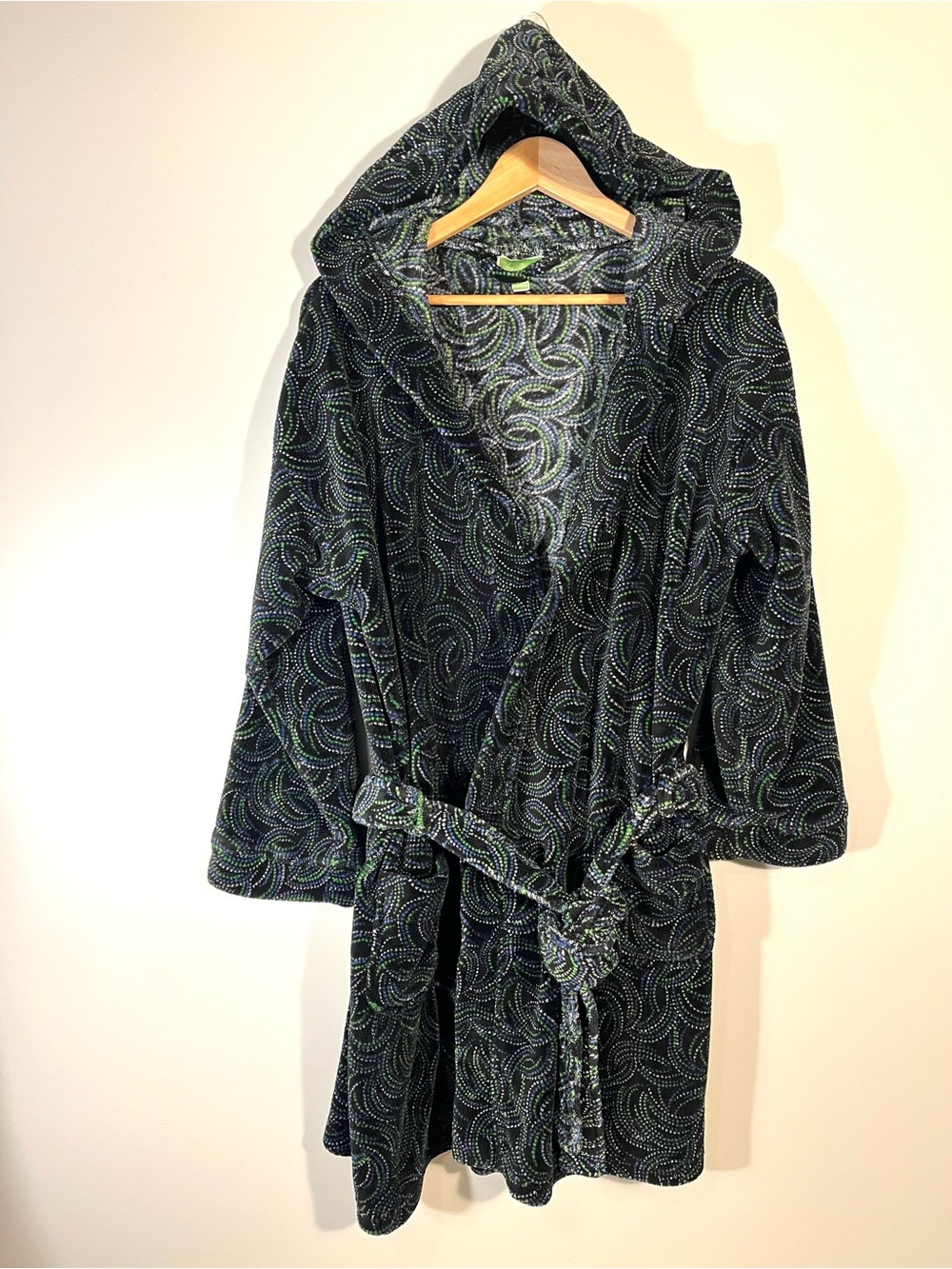 Vera Bradley Hooded Fleece Robe Bathrobe Kiev Swirls Pattern Velour Black L/XL